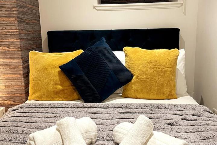 Lovely 3 Bedroom Apartment With Private Garden In Edinburgh City Centre エクステリア 写真