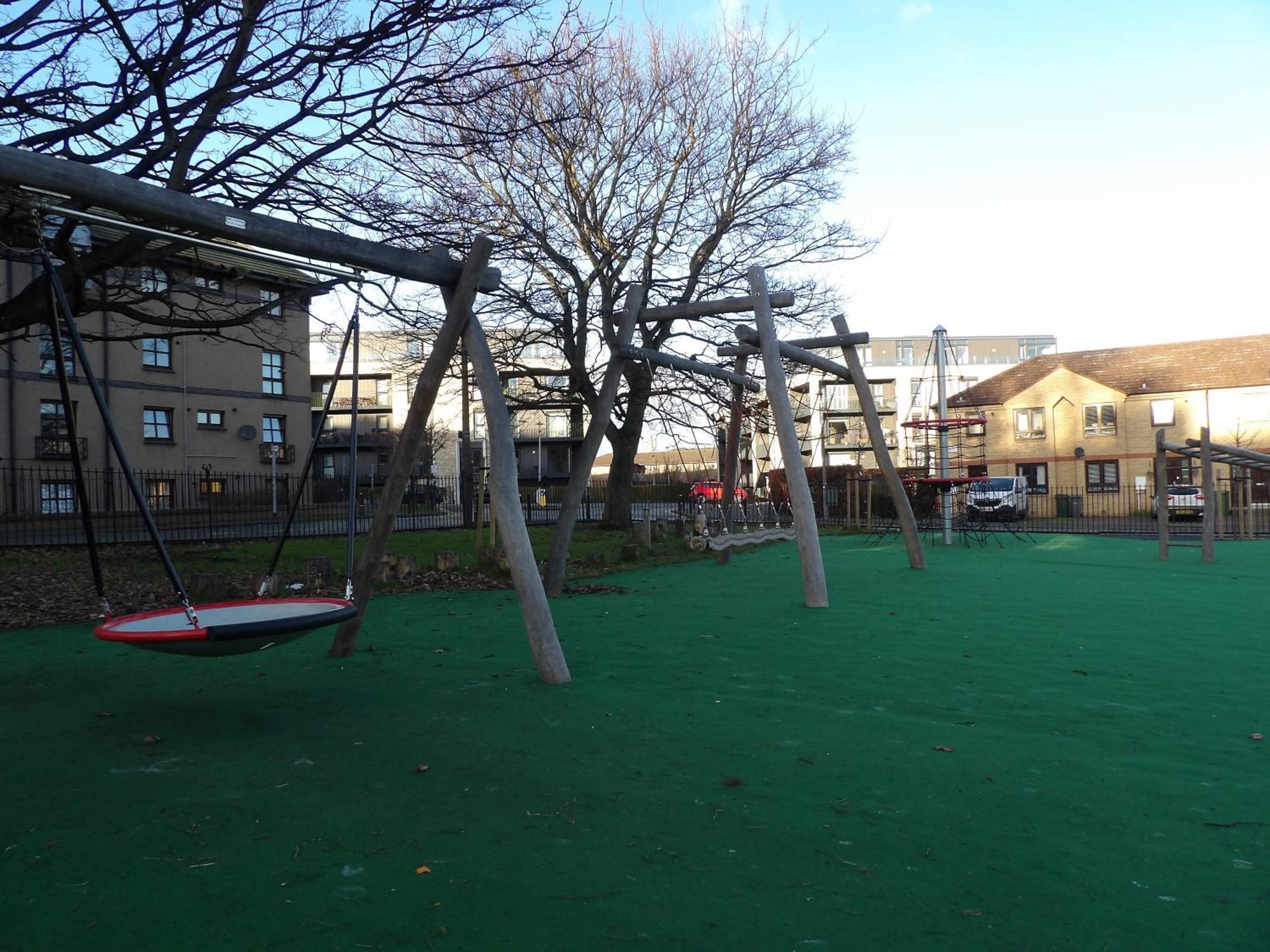 Lovely 3 Bedroom Apartment With Private Garden In Edinburgh City Centre エクステリア 写真