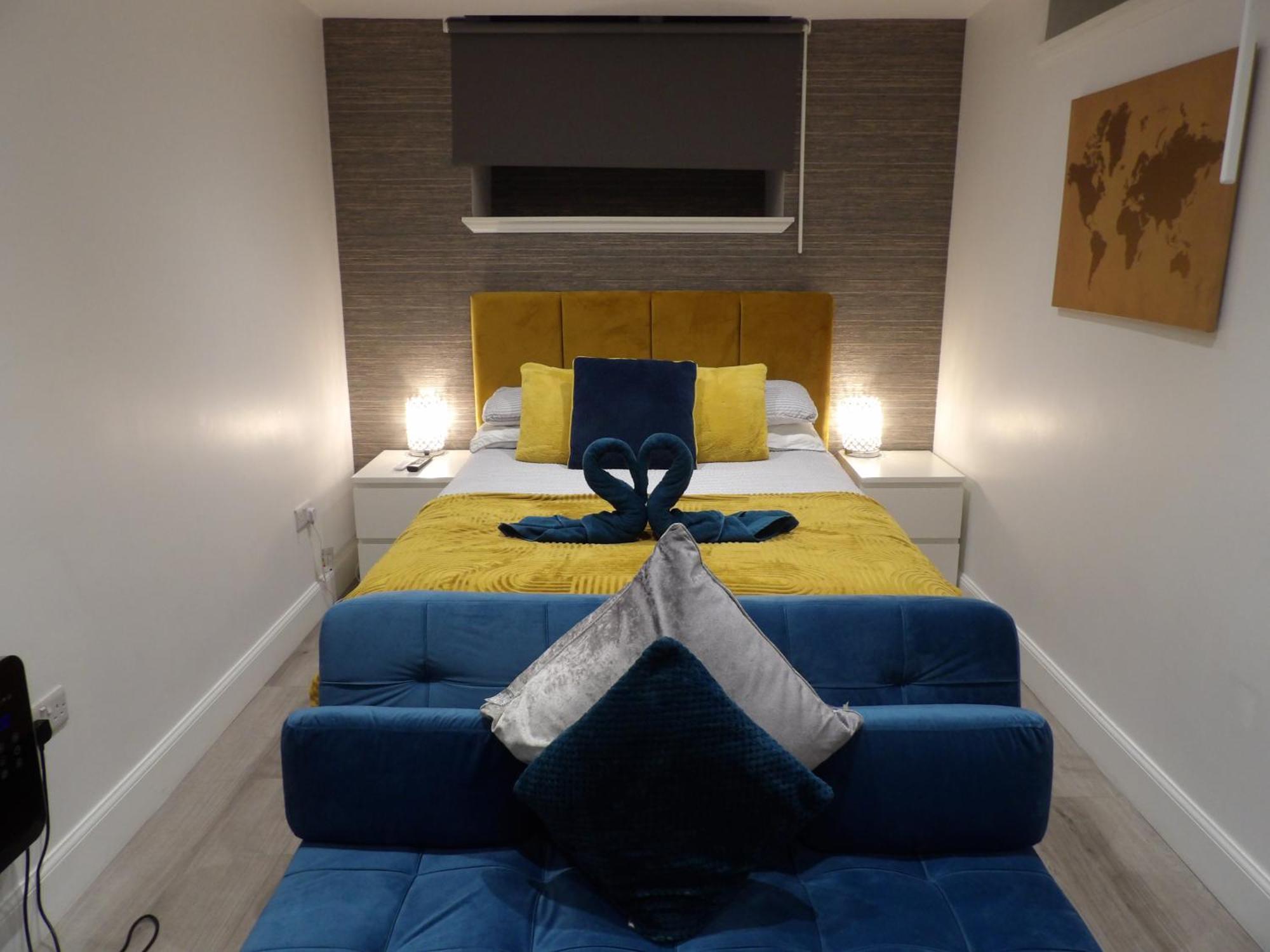 Lovely 3 Bedroom Apartment With Private Garden In Edinburgh City Centre エクステリア 写真